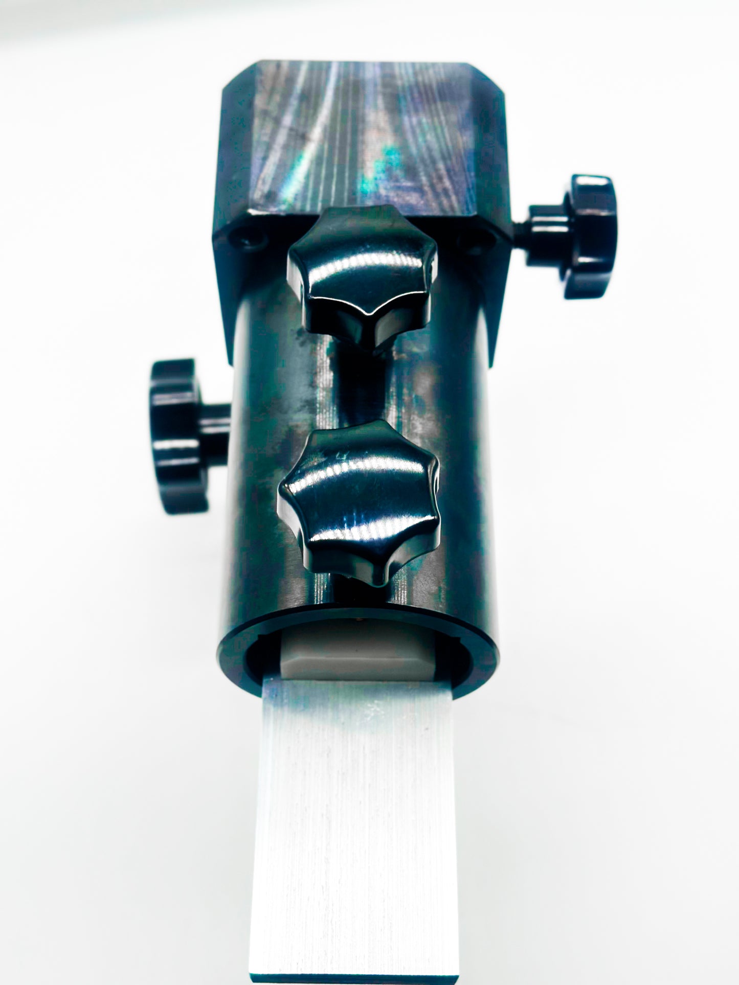 2024 Triaxial Blade Vise