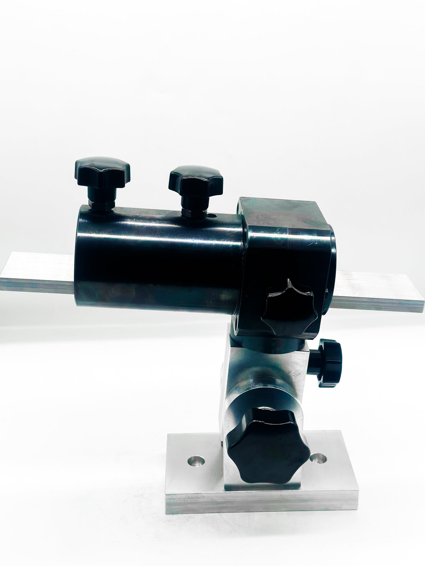 2024 Triaxial Blade Vise
