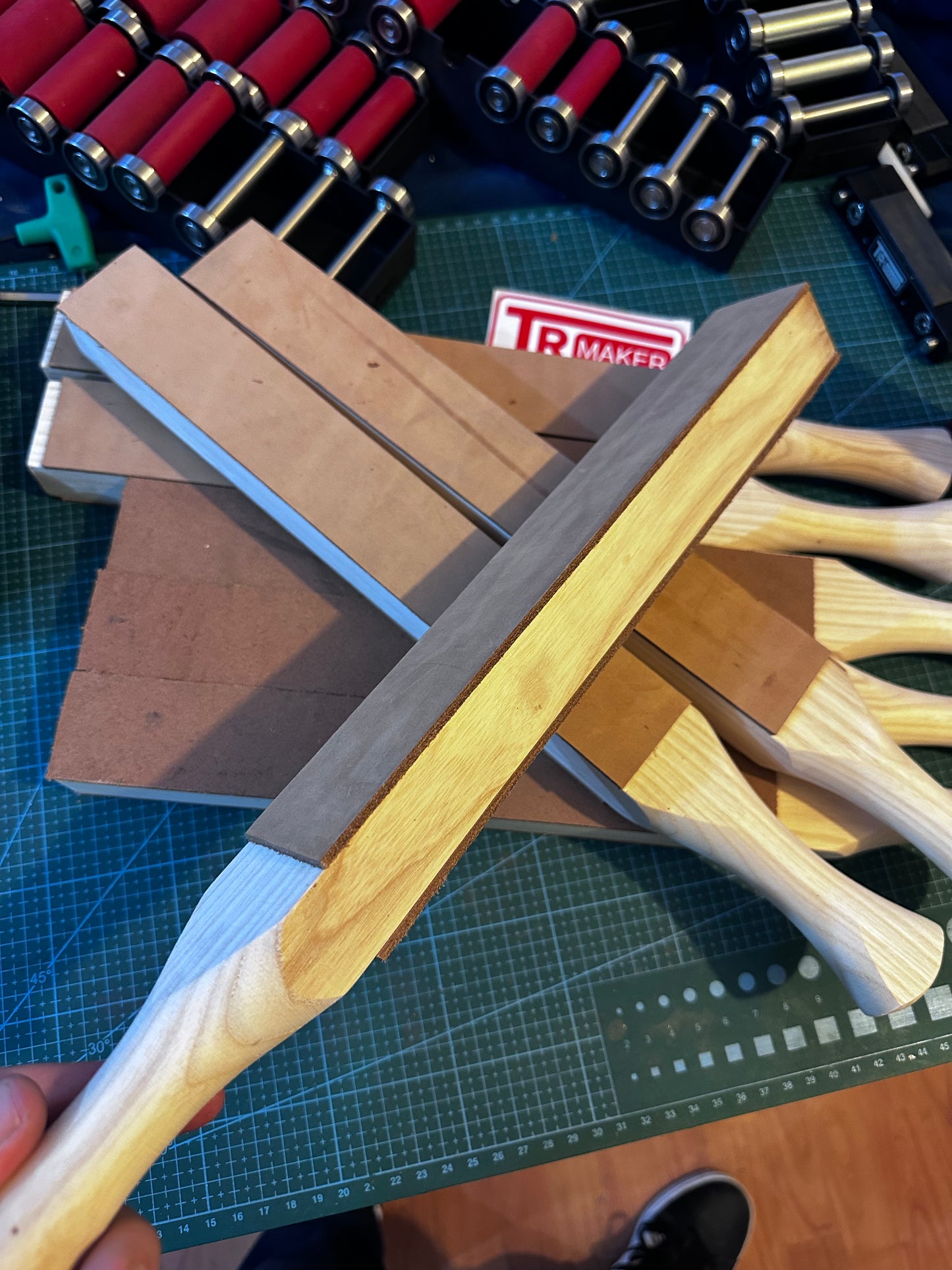 TR Maker Leather strop