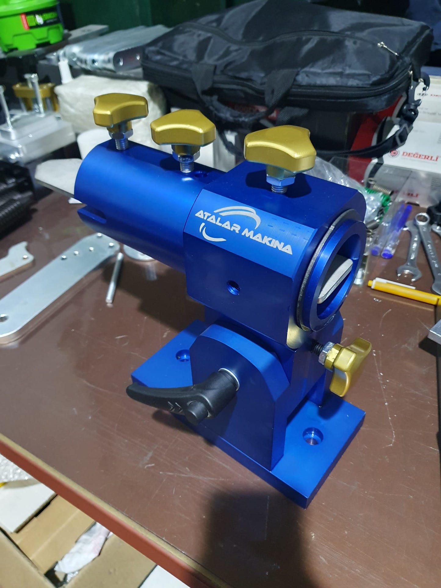 2024 Triaxial Blade Vise