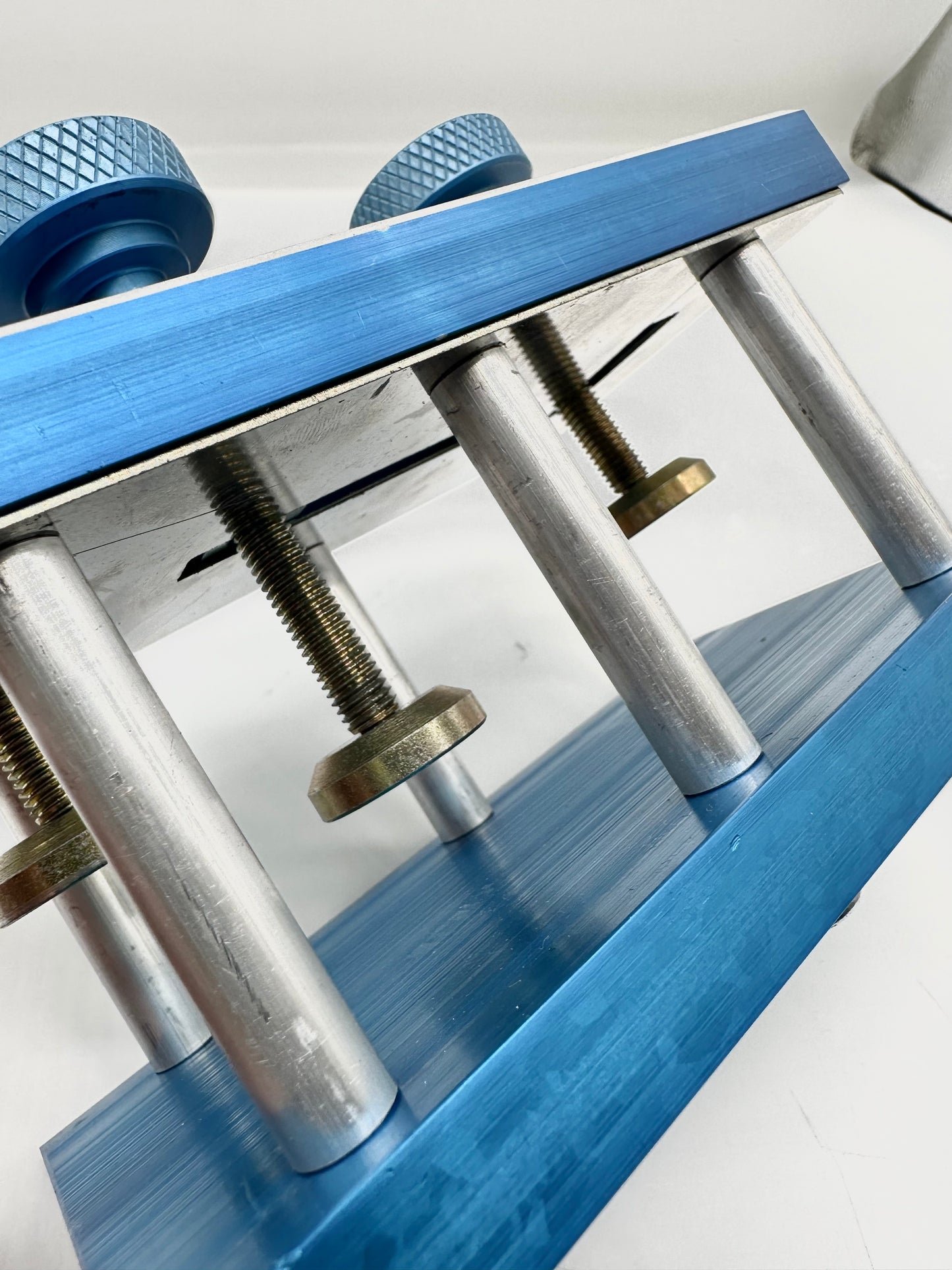 TR Maker Wood Adhesive Clamp