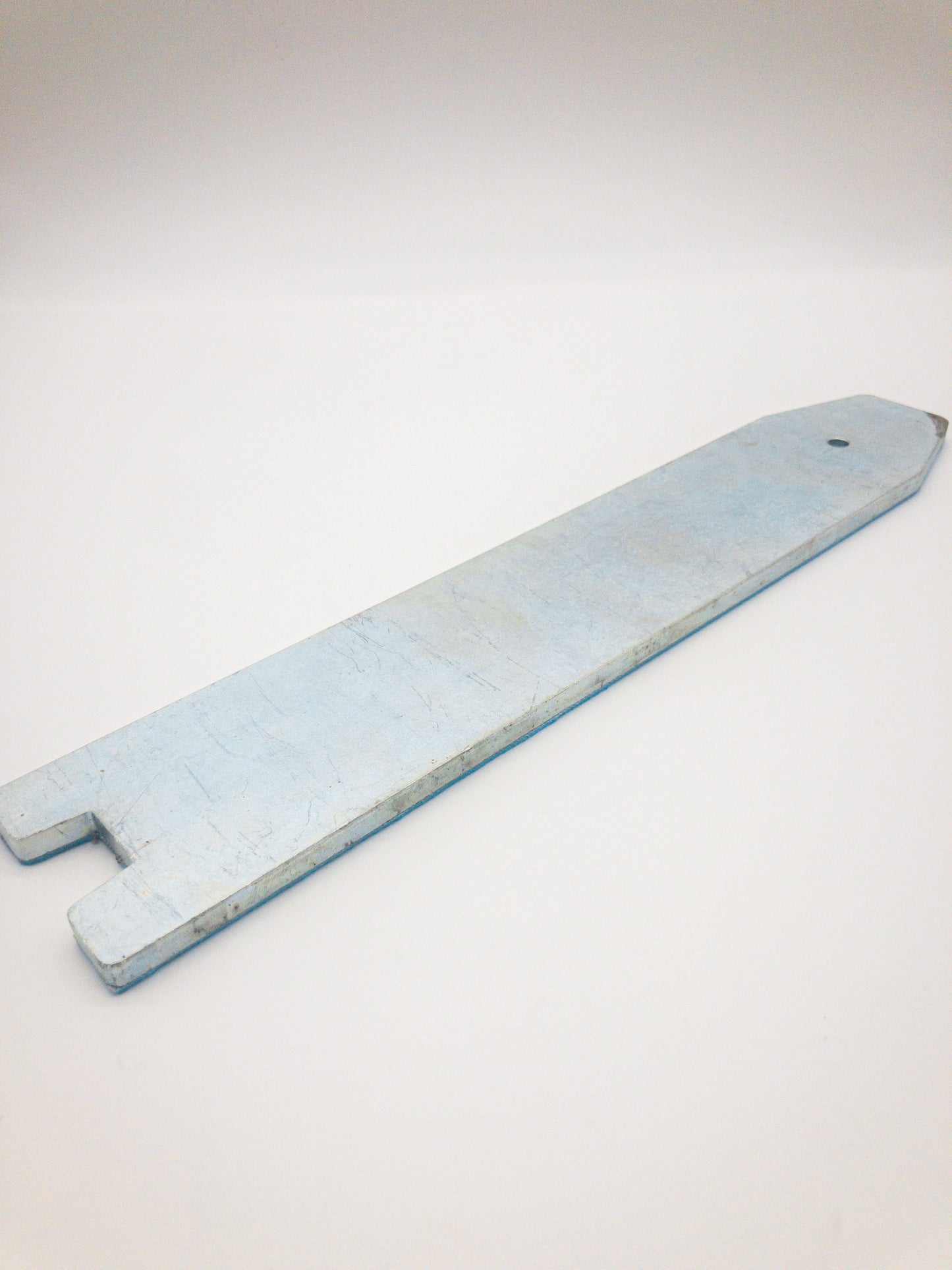 TR Maker Knife Finishing Table
