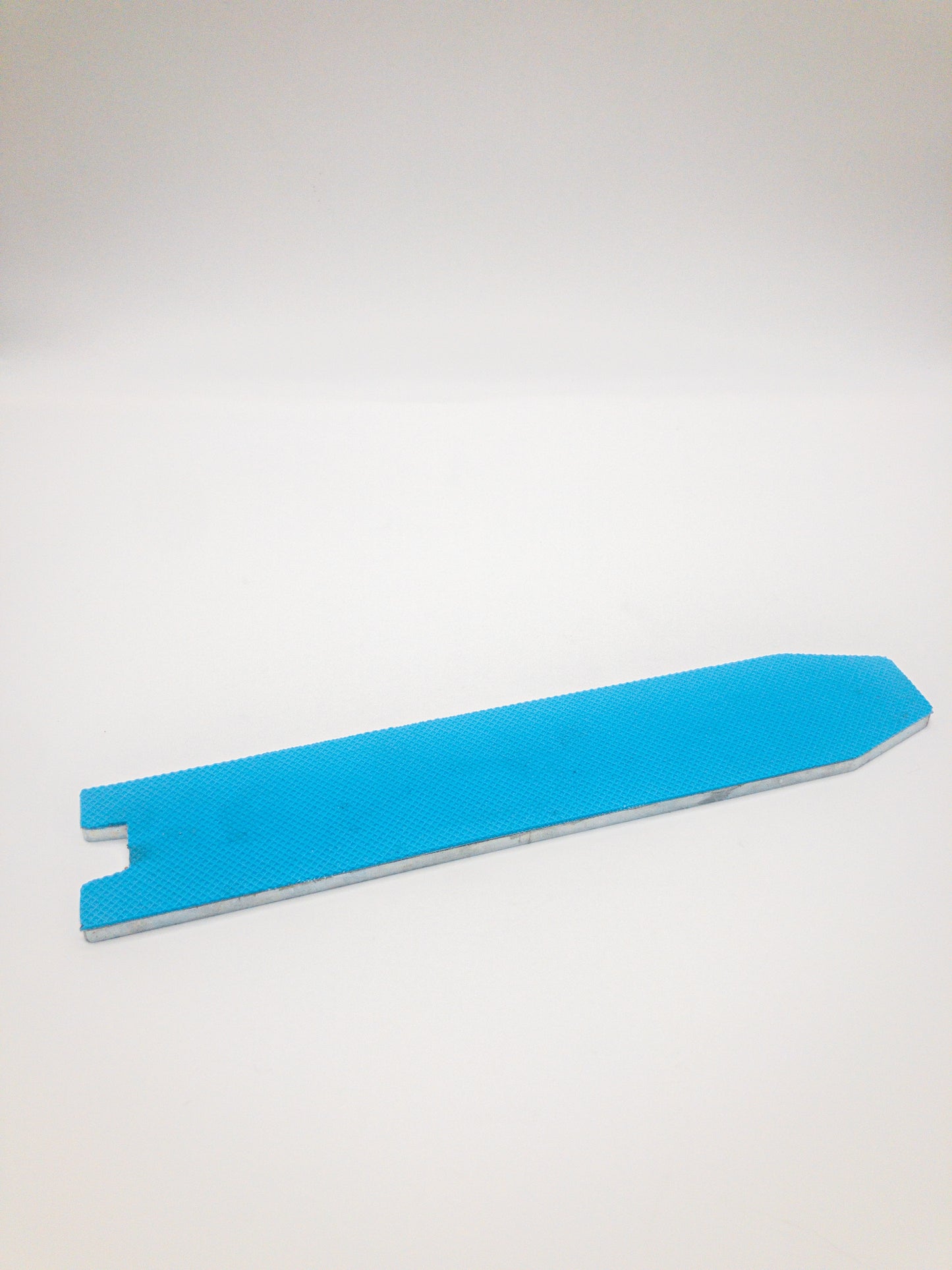 TR Maker Knife Finishing Table