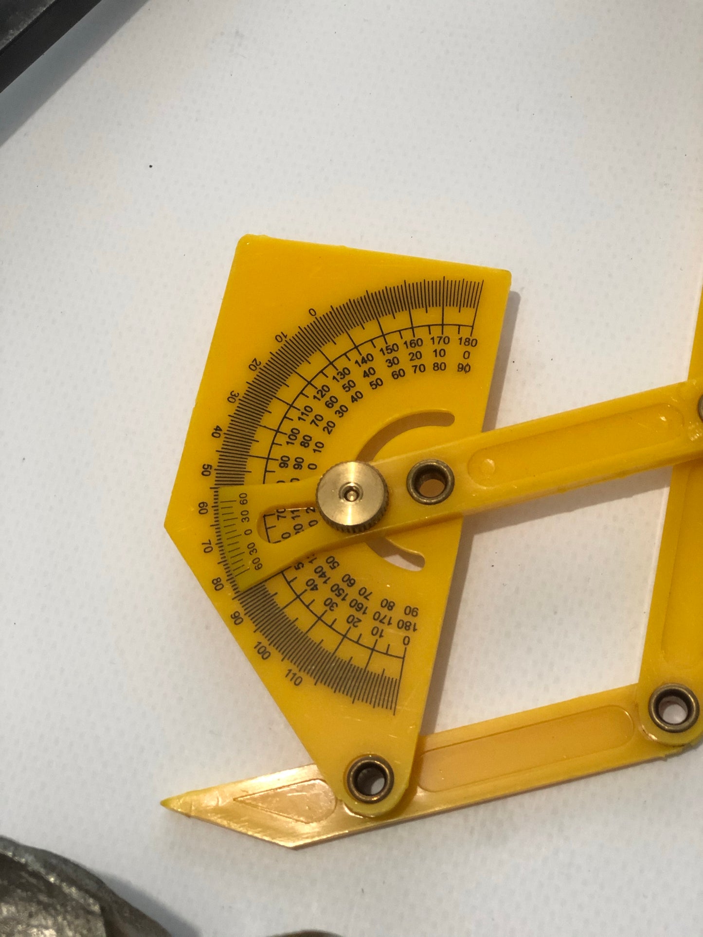 1x Goniometer Angle Finder Miter Gauge Arm Measure Protractor Plastic Ruler.(Auxiliary )