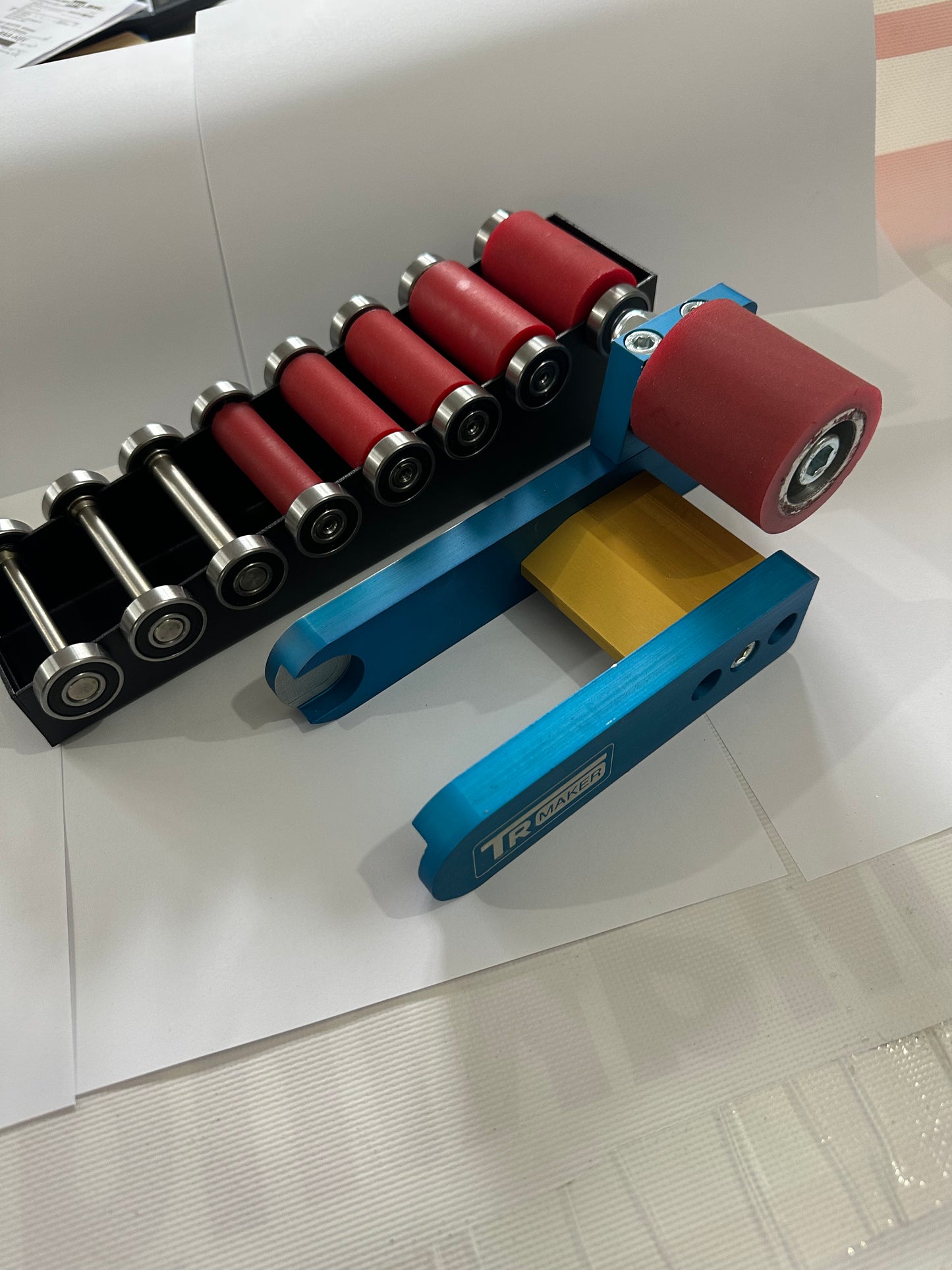 ماكينة طحن حزام TR Maker بعجلتين صغيرتين × 72 وحامل للمطاحن، عجلة مطاطية كبيرة واحدة، طقم 8 عجلات