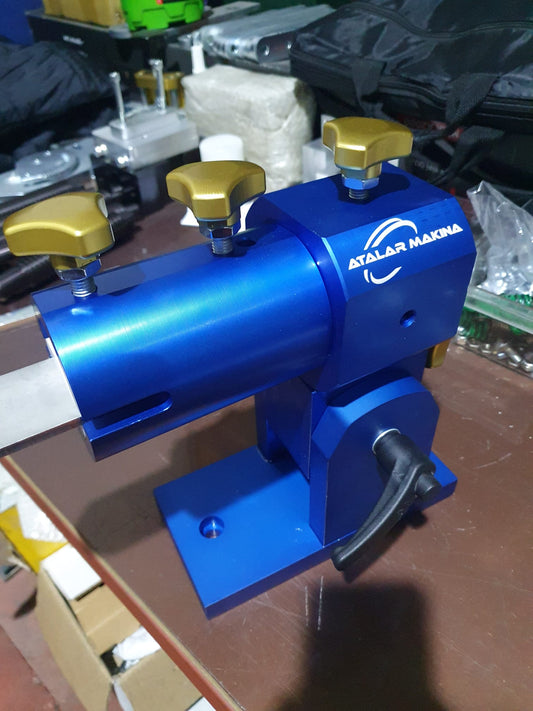 2024  Triaxial Blade Vise