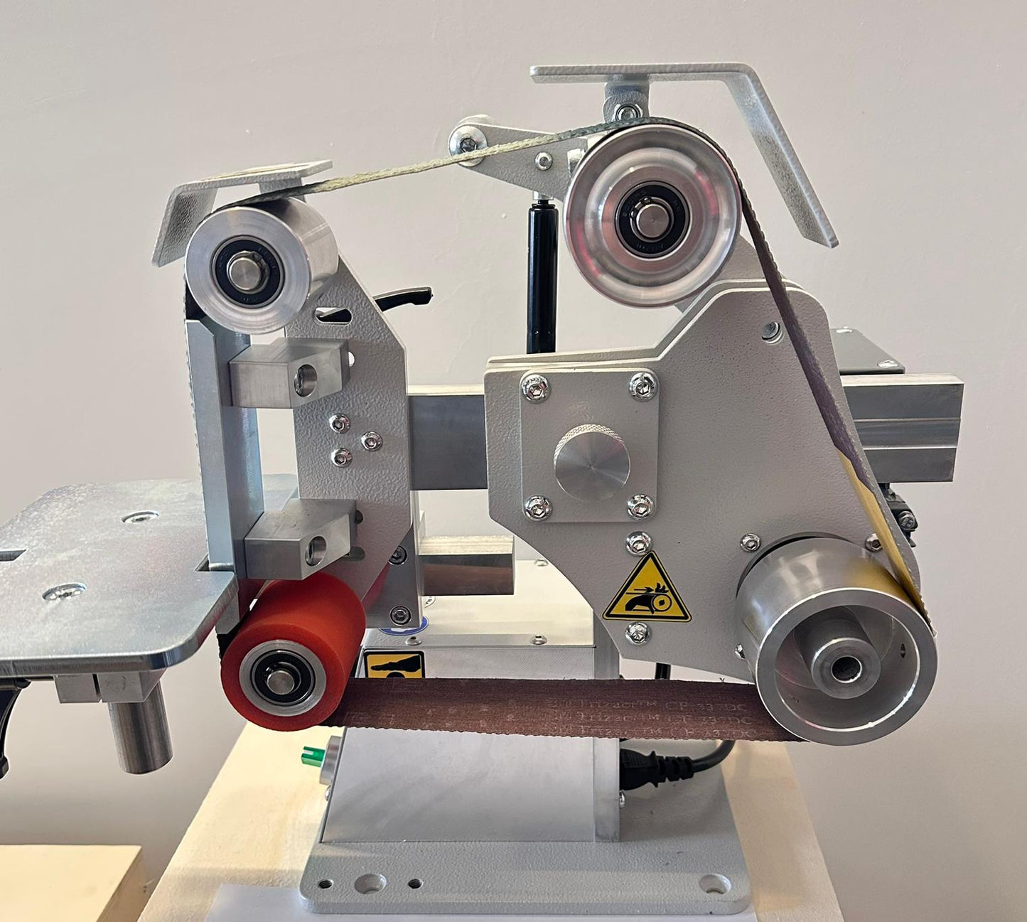 TR Maker  IPK 01 Professional  Belt Grinder for Watchmakers and Precision Work